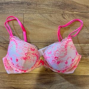 Victoria’s Secret Push-Up Bra